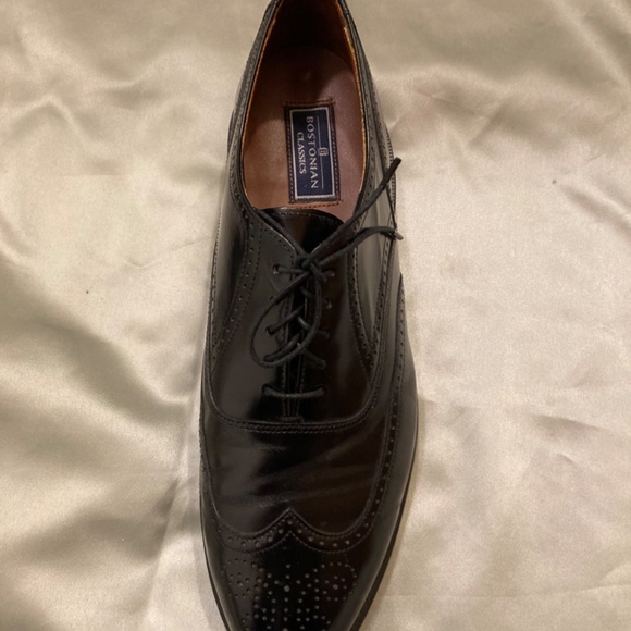 PROM !!! Bostonian Classics Men’s Black Leather Wing Tips Lace Up Size 8 VGUC - Picture 5 of 11